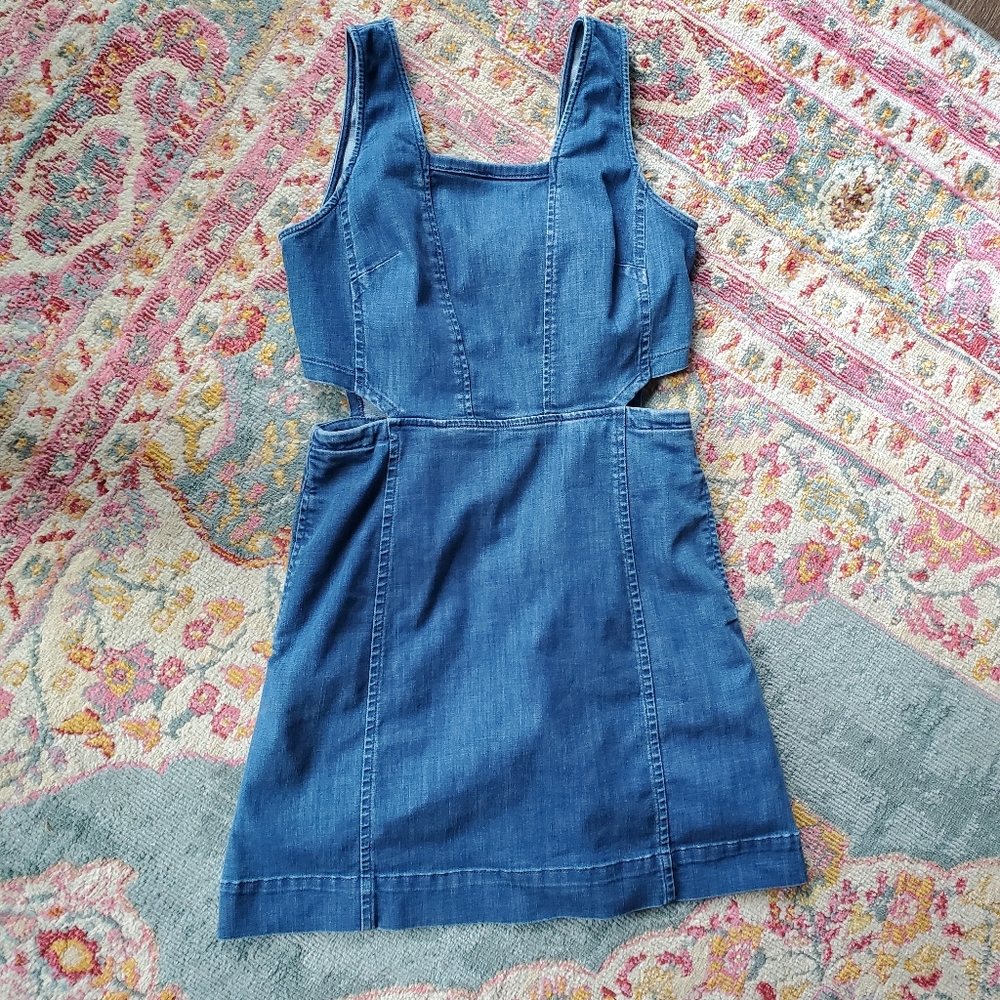 Madewell Denim Cutout and Fit & Flare Dress Size 4